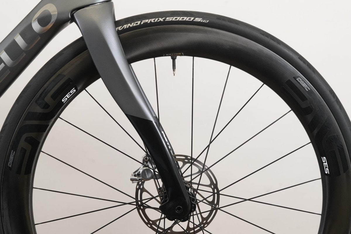 2024 59.5cm Pinarello Dogma X SRAM Red AXS ENVE 5.6 Carbon Disc Road Bike