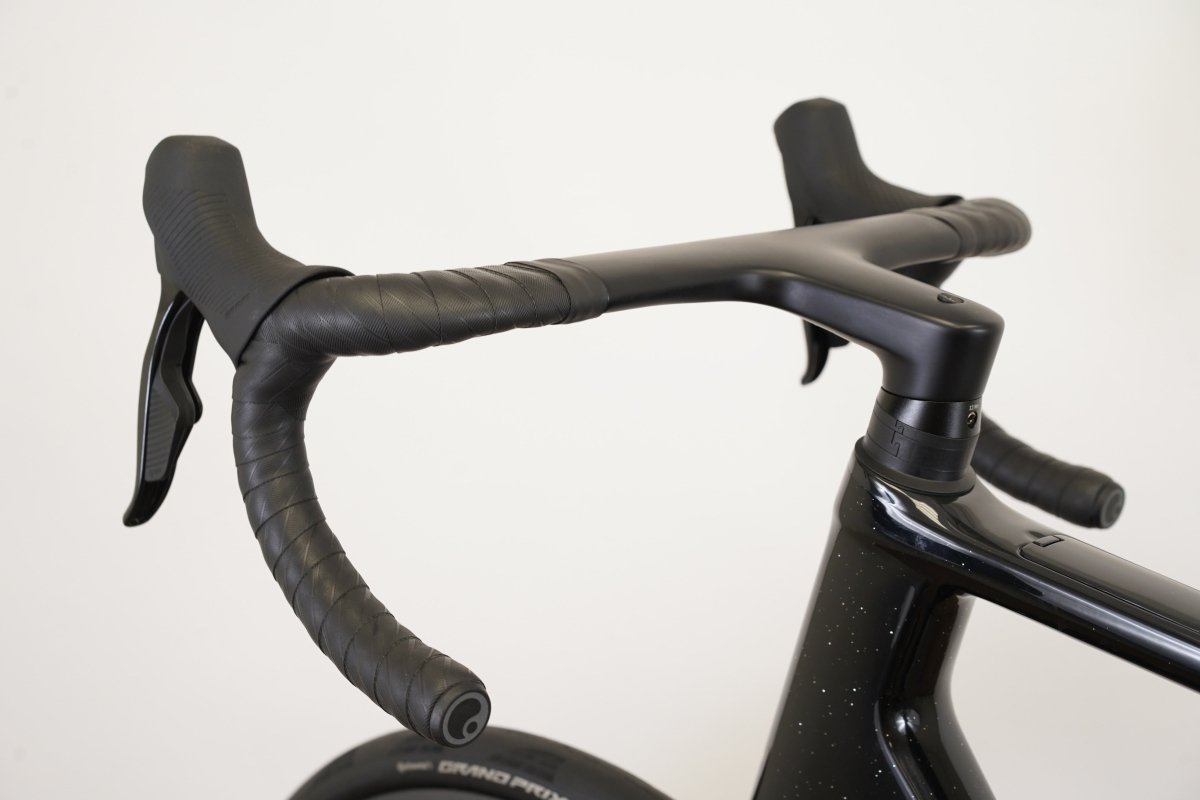 2024 L (Large) Canyon Endurace CFR Flash SRAM Force AXS Reserve Carbon Disc Bike