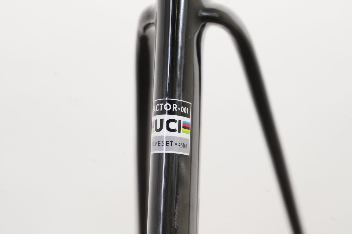 2025 56cm Factor Ostro VAM V2 2.0 Carbon Disc Brake Road Frameset + Cockpit