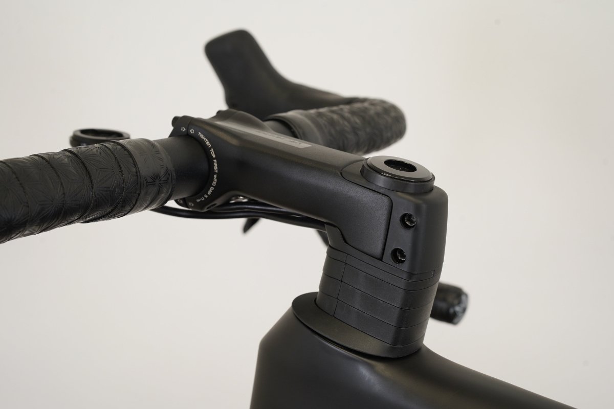 2026 61cm Specialized Tarmac Comp SL8 105 Di2 Carbon Disc Road BIke