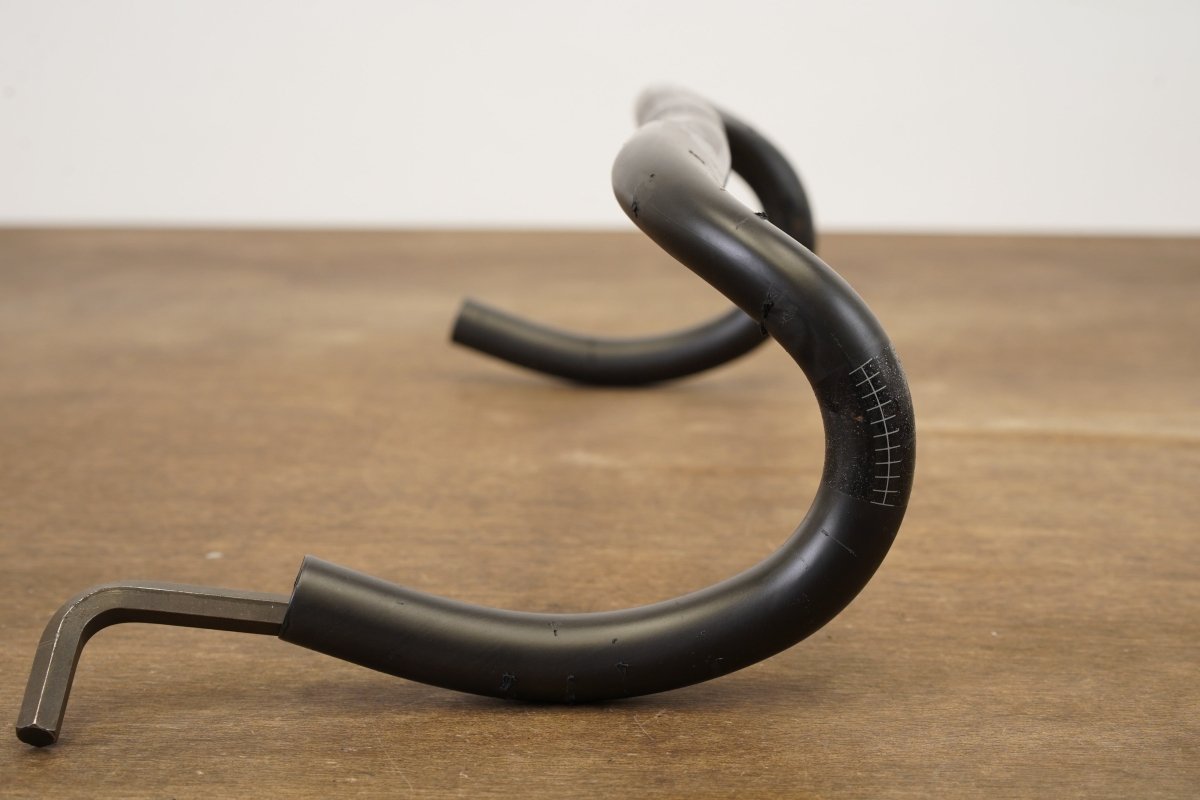 40cm Zipp SL-70 Ergo Carbon Compact Road Handlebar 31.8mm SL70