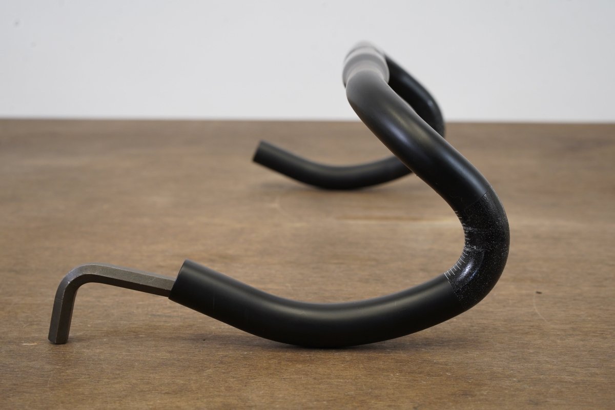 42cm 3T Ergosum Team Stealth Carbon Compact Road Handlebar 31.8mm
