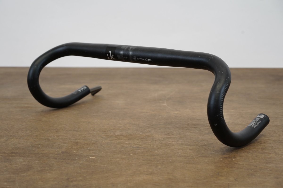 42cm Fizik Cyrano R3 Bull Alloy Road Handlebar 31.8mm