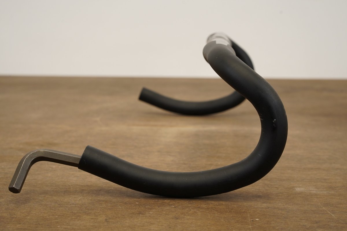 42cm Giant Contact SL Alloy Compact Road Handlebar 31.8mm