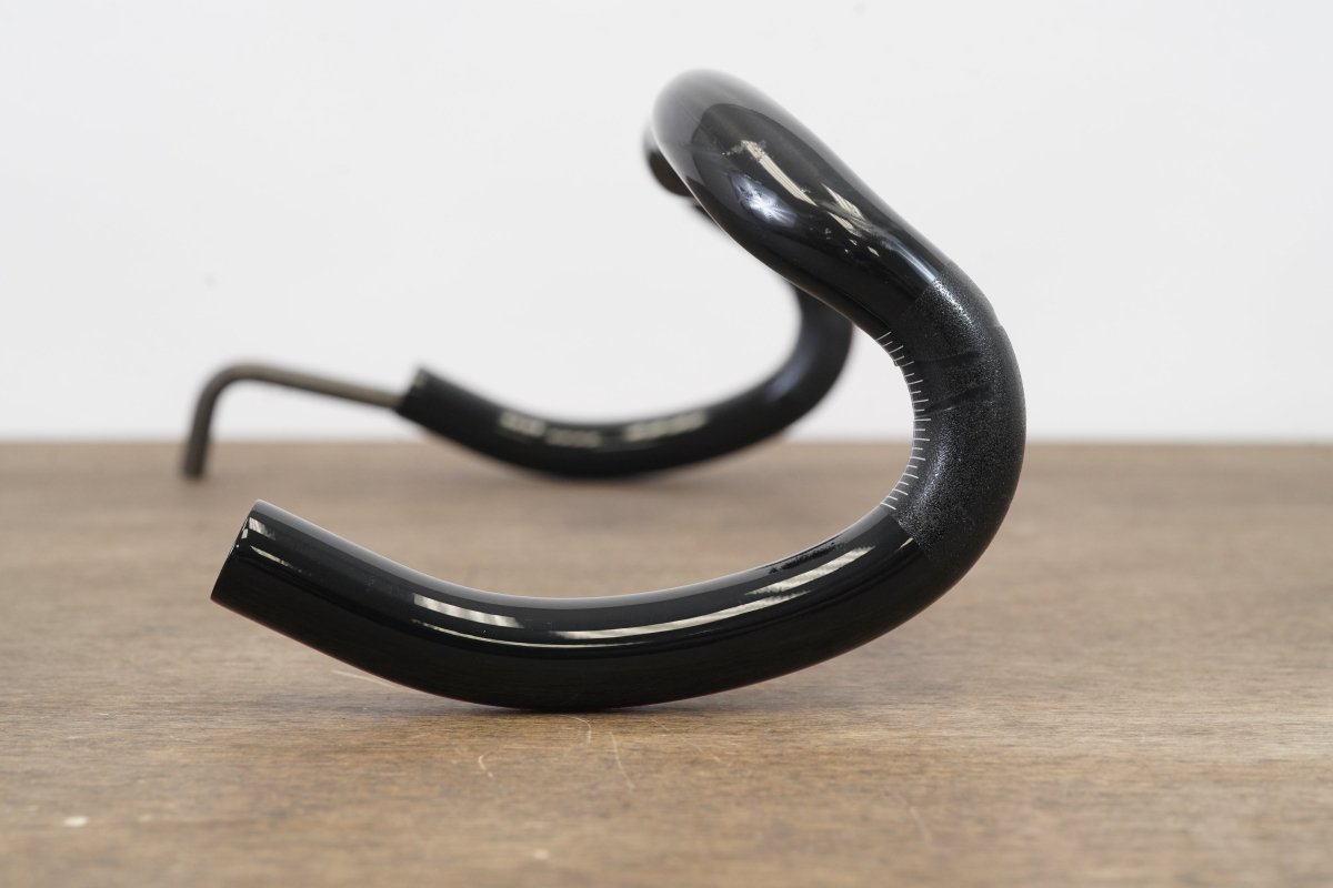 44cm 3T Ergonova Team Carbon Compact Road Handlebar 31.8mm