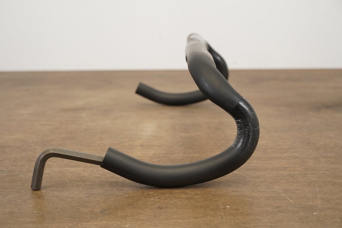 44cm 3T Ergonova Team Stealth Carbon Compact Road Handlebar 31.8mm
