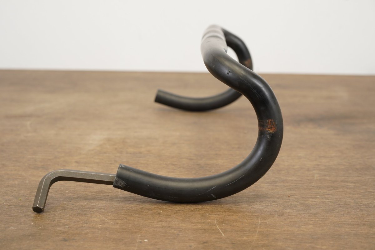 44cm Easton EC70 SL Carbon Compact Road Handlebar 31.8mm EC 70