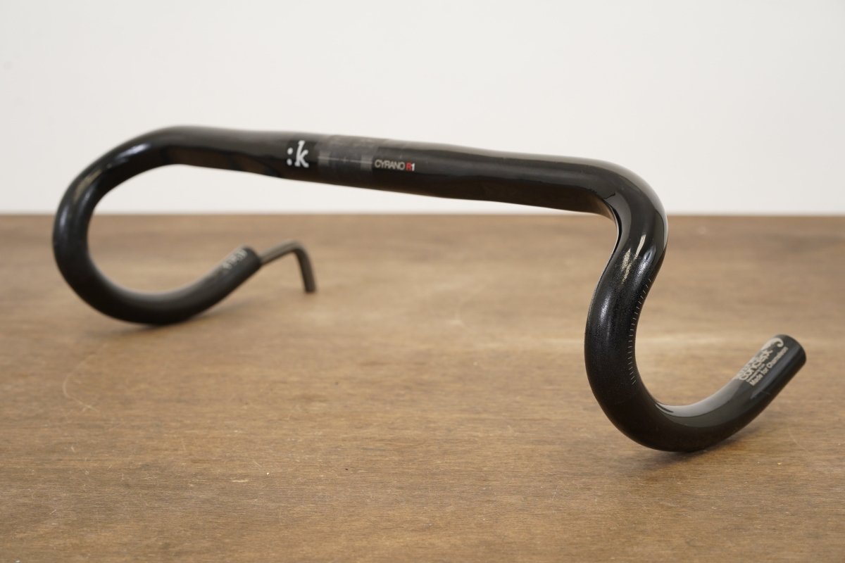 44cm Fizik Cyrano R1 Chameleon Carbon Compact Road Handlebar 31.8