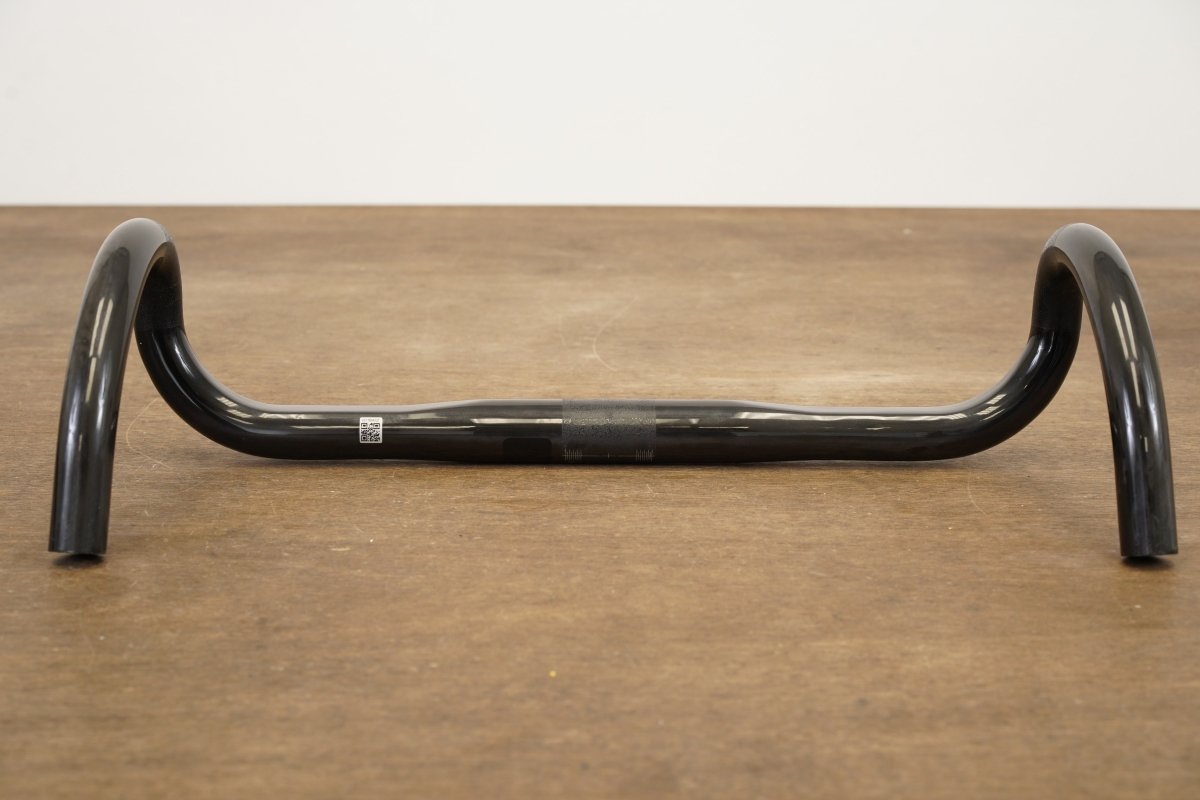 44cm Fizik Cyrano R1 Chameleon Carbon Compact Road Handlebar 31.8
