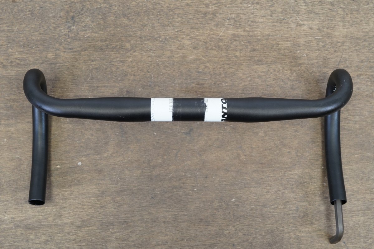 44cm Giant Contact Alloy Compact Road Handlebar 31.8mm