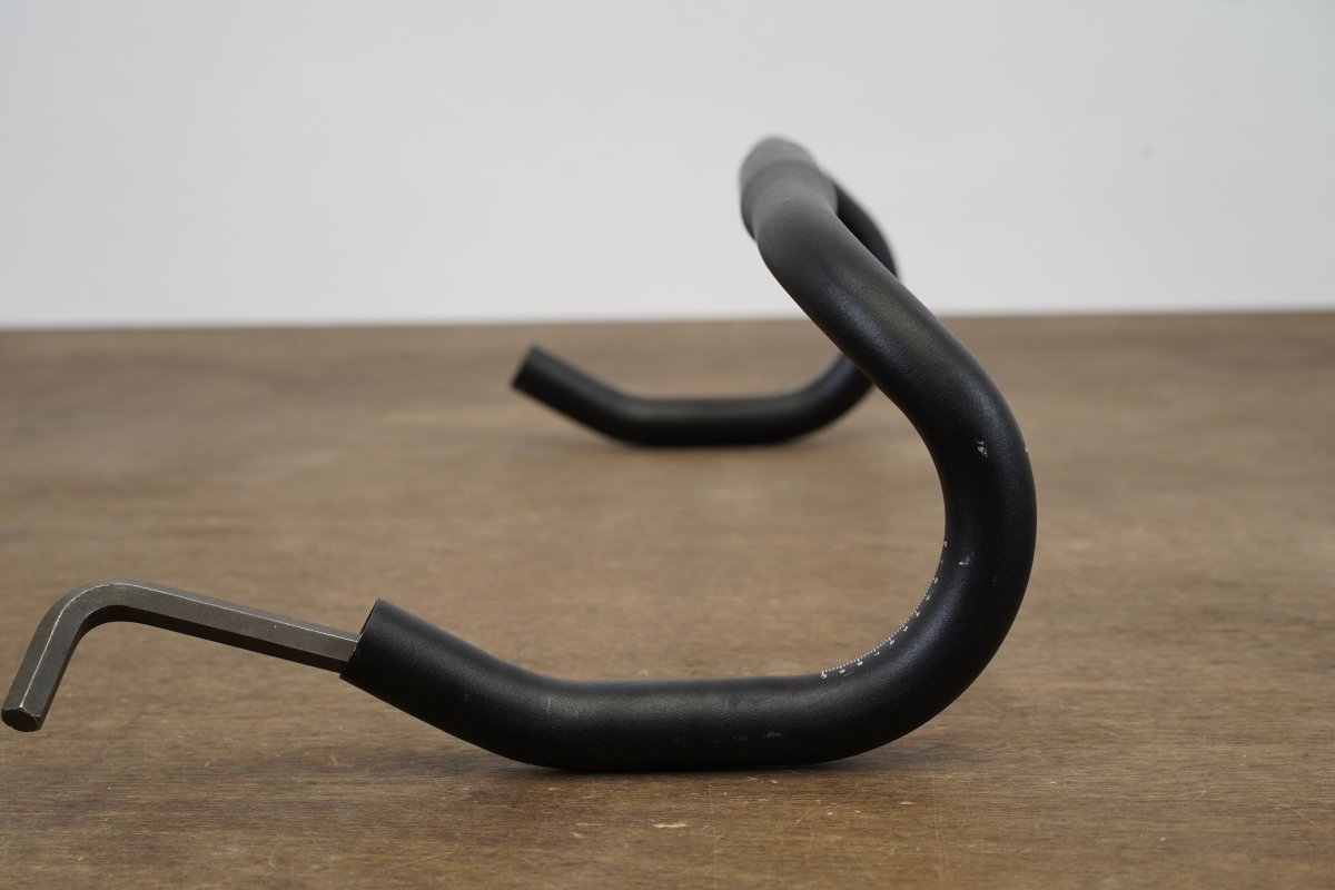 44cm Ritchey WCS Logic II Alloy Road Handlebar 31.8mm
