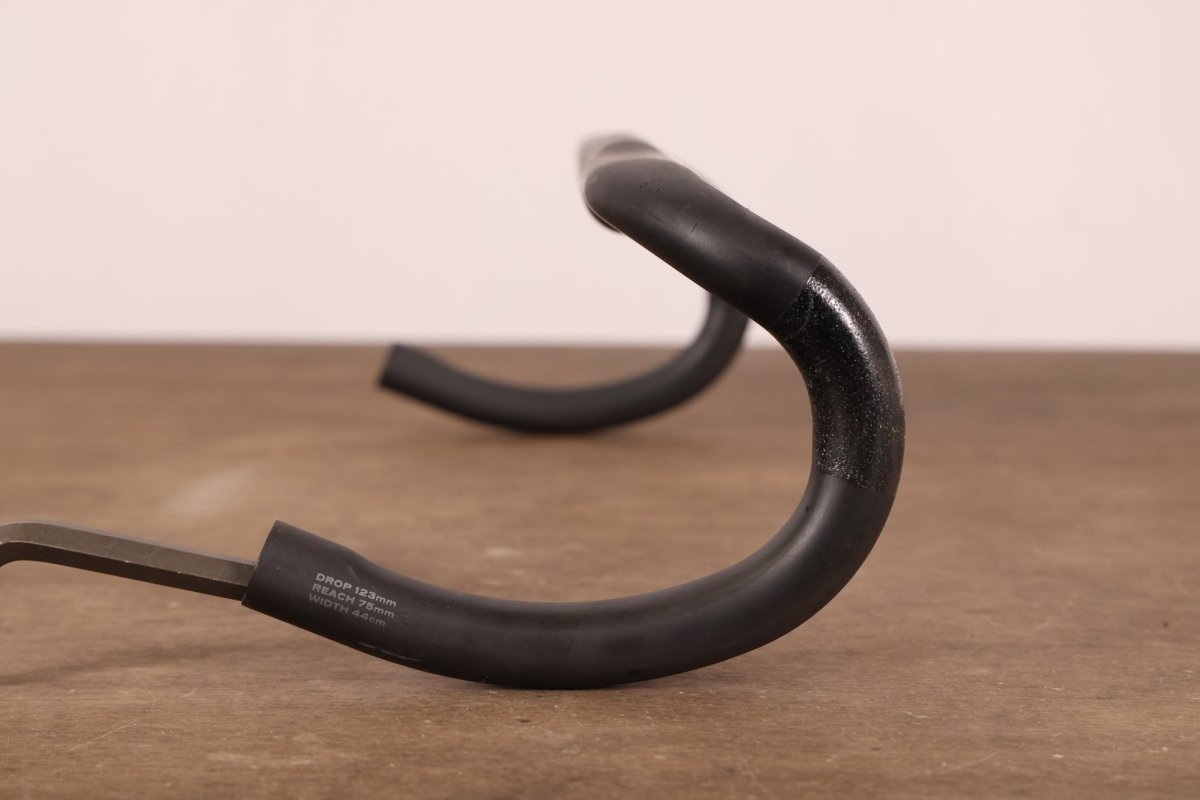 44cm Specialized S-WORKS Shallow Bend Carbon Compact Road Handlebar 31.8mm