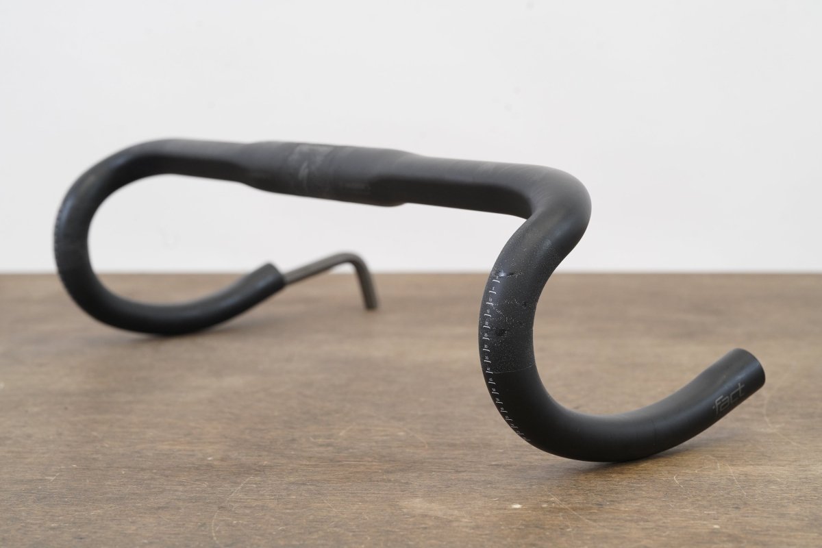 44cm Specialized S-WORKS Shallow Bend Carbon Compact Road Handlebar 31.8mm