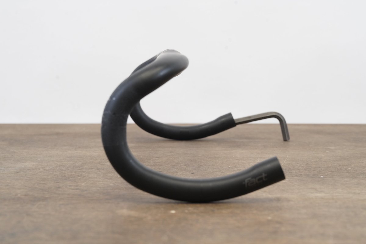 44cm Specialized S-WORKS Shallow Bend Carbon Compact Road Handlebar 31.8mm