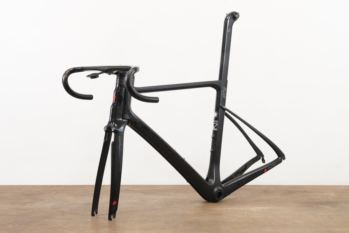 54cm Factor One V1 Carbon Rim Brake Road Frameset + Cockpit