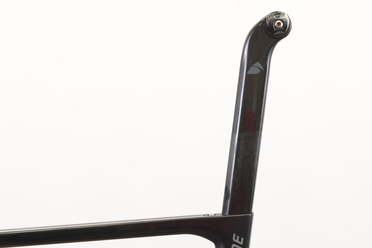 54cm Factor One V1 Carbon Rim Brake Road Frameset + Cockpit