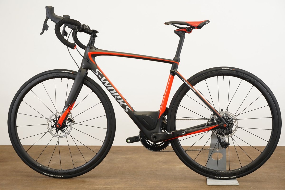 54cm Specialized S-WORKS Roubaix SRAM Red eTap Roval Carbon Disc Road Bike