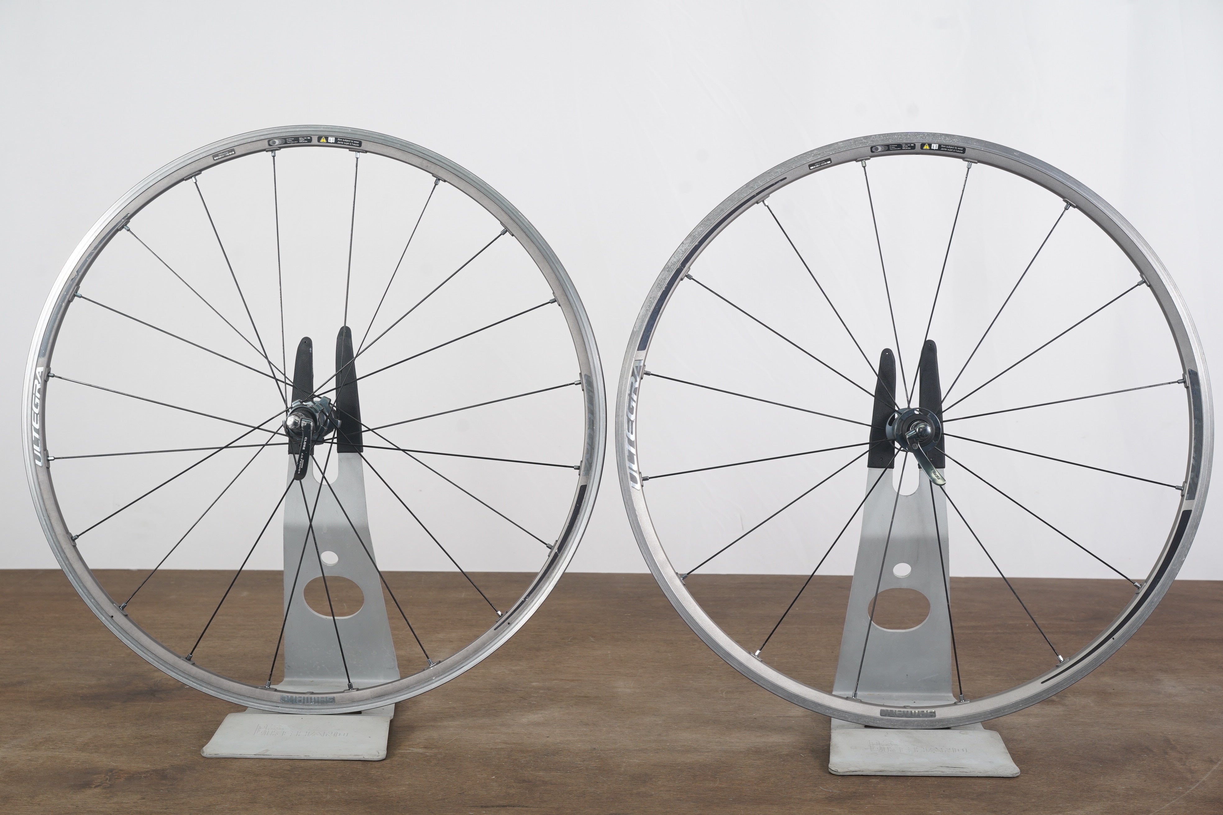 Shimano Ultegra WH-6800 Alloy Clincher Rim Brake Wheelset 11