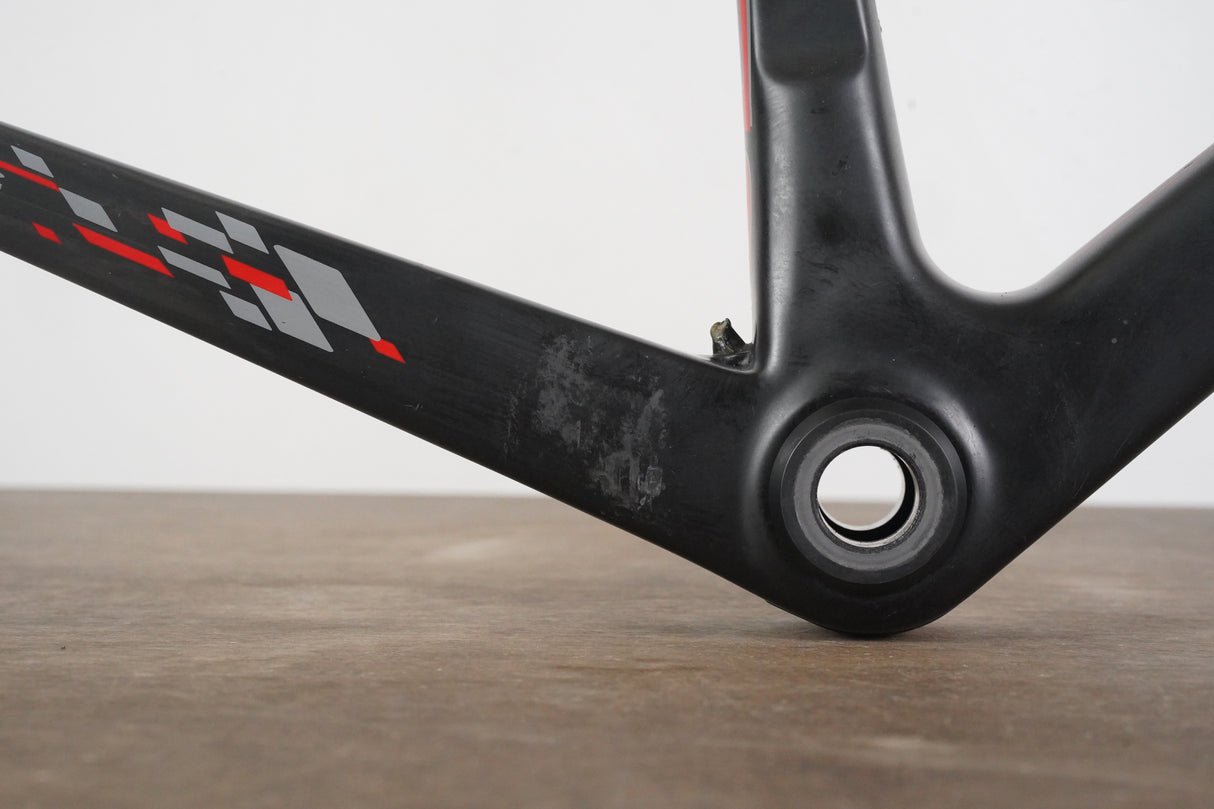 56cm Stradalli R7 Red Seven Carbon Rim Brake Frameset