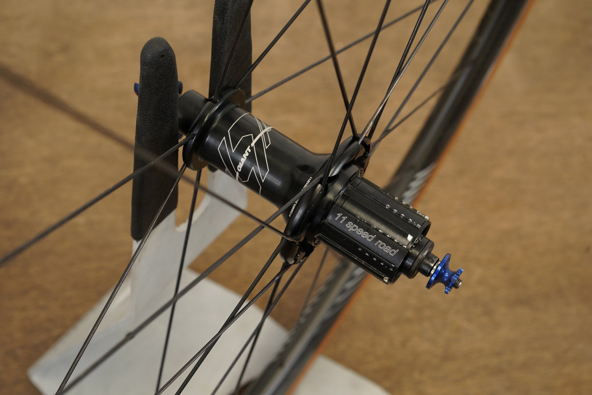 Giant SLR 1 Carbon Tubeless Rim Brake Wheelset Shimano/SRAM 11 Speed