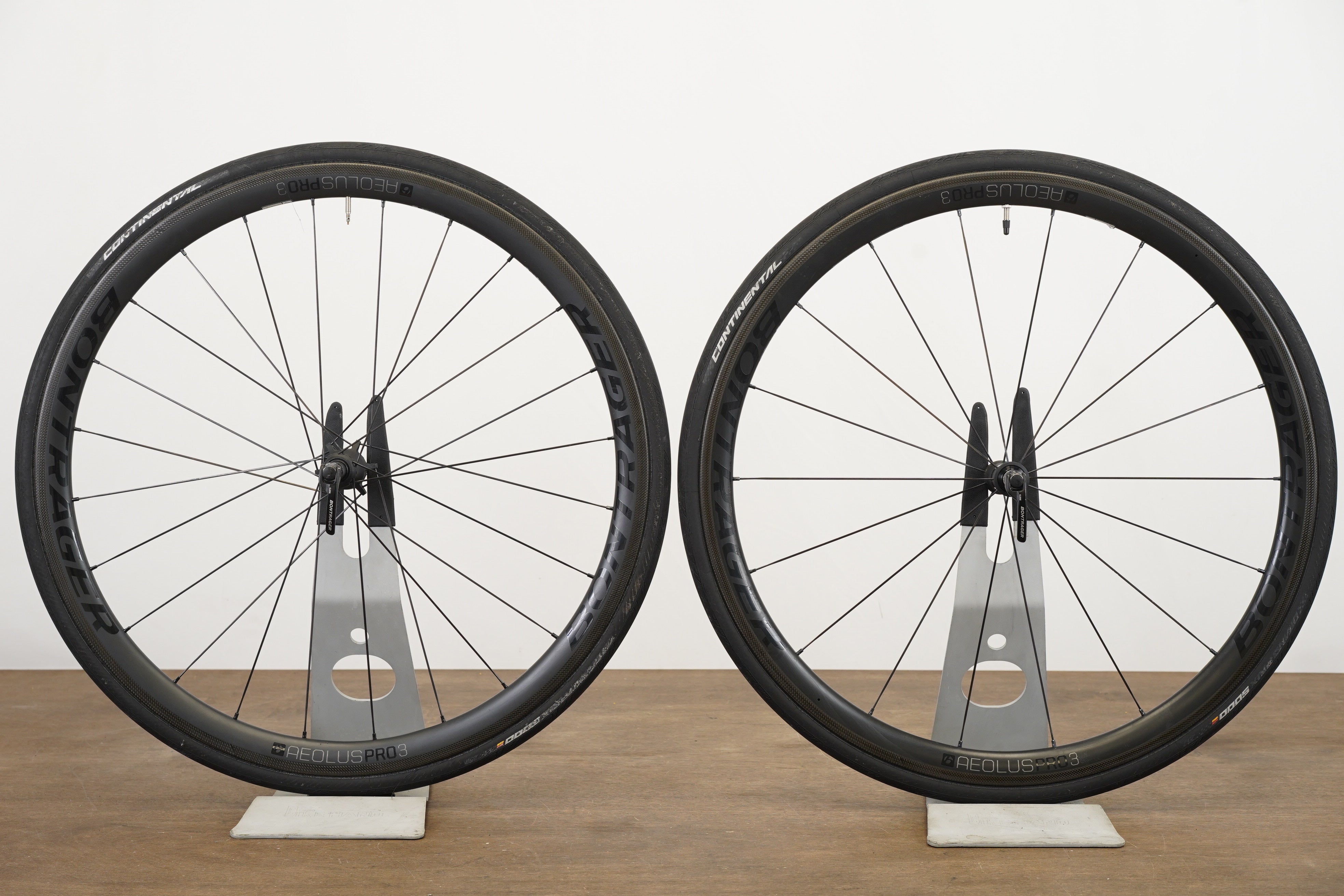 Bontrager Aeolus Pro 3 TLR Carbon Tubeless Clincher Rim Brake