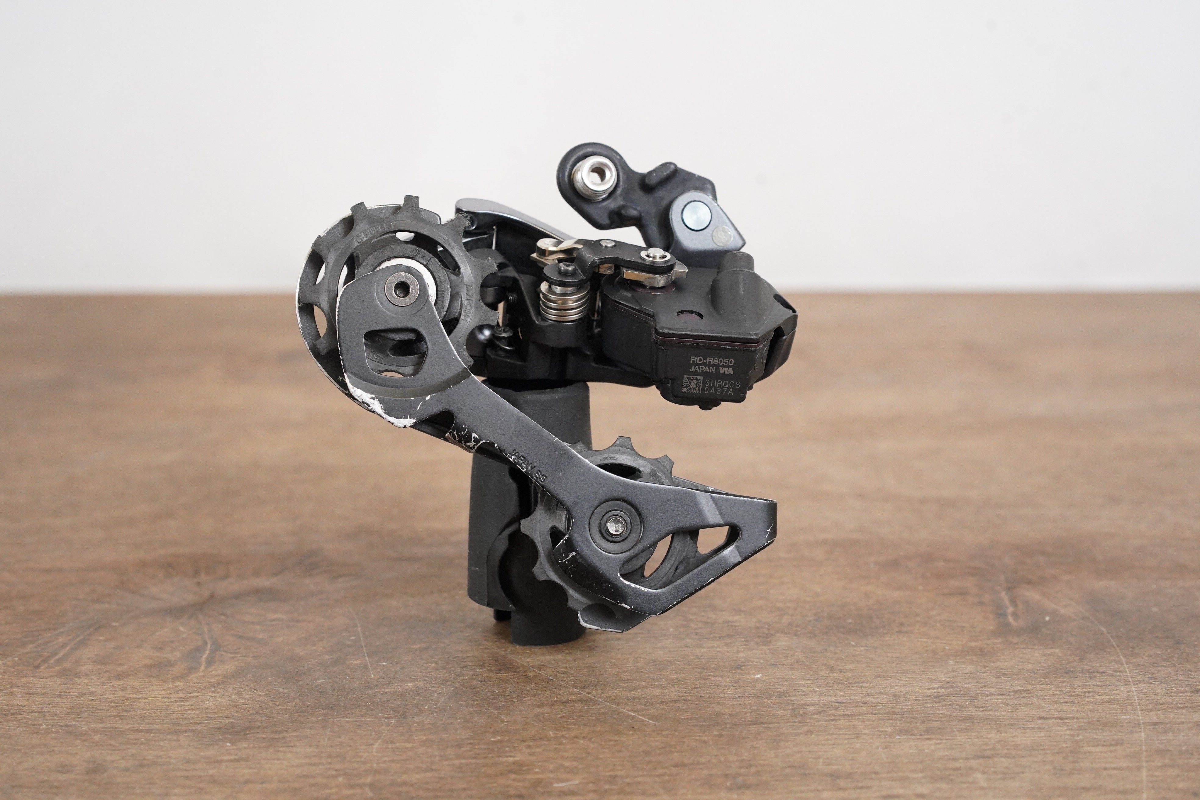 Shimano Ultegra R8070 Di2 11 Speed Electronic Hydraulic Disc