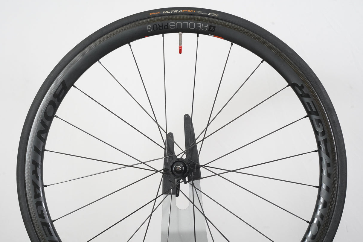 Bontrager Aeolus Pro 3 Carbon Clincher Rim Brake Wheelset Shimano/SRAM 11 Speed