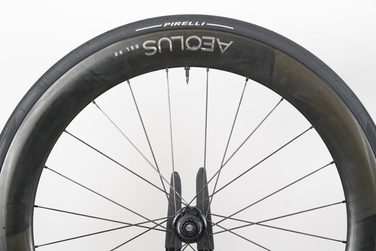 Bontrager Aeolus RSL 62 Carbon Tubeless Clincher Disc Brake Wheelset 11 Speed