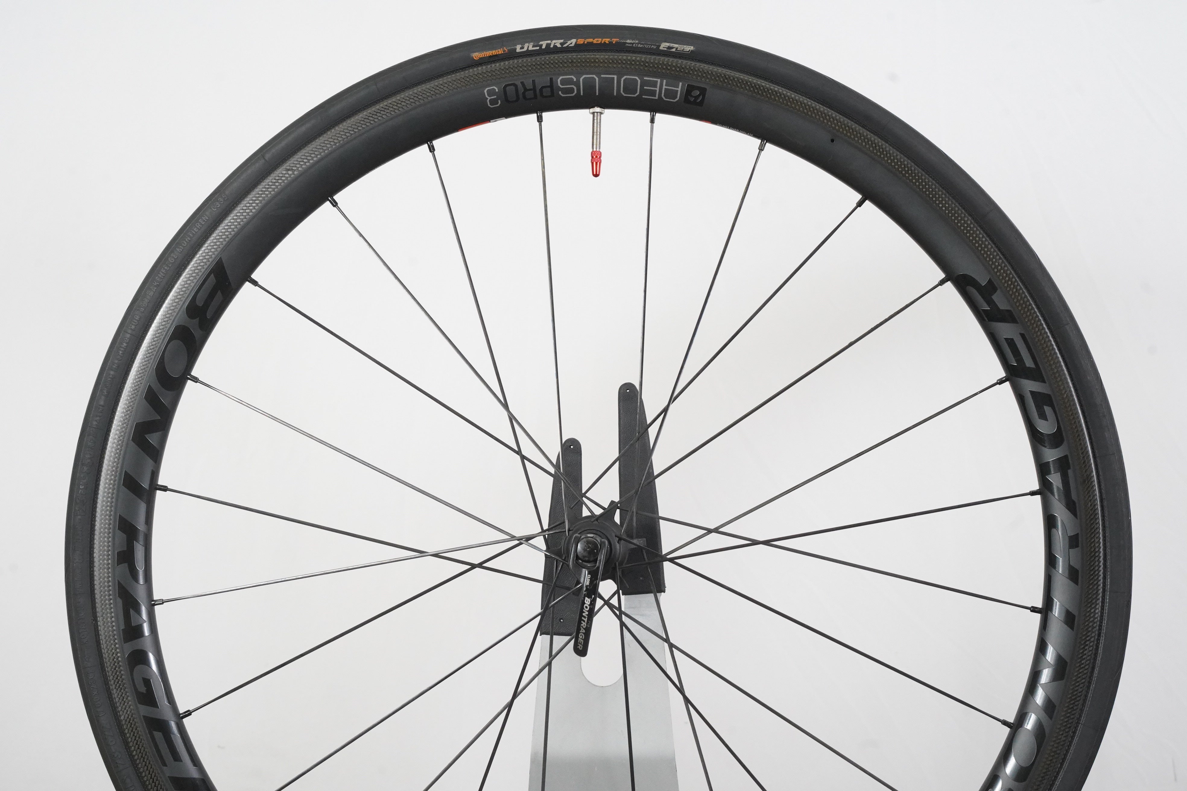 Bontrager Aeolus Pro 3 Carbon Clincher Rim Brake Wheelset