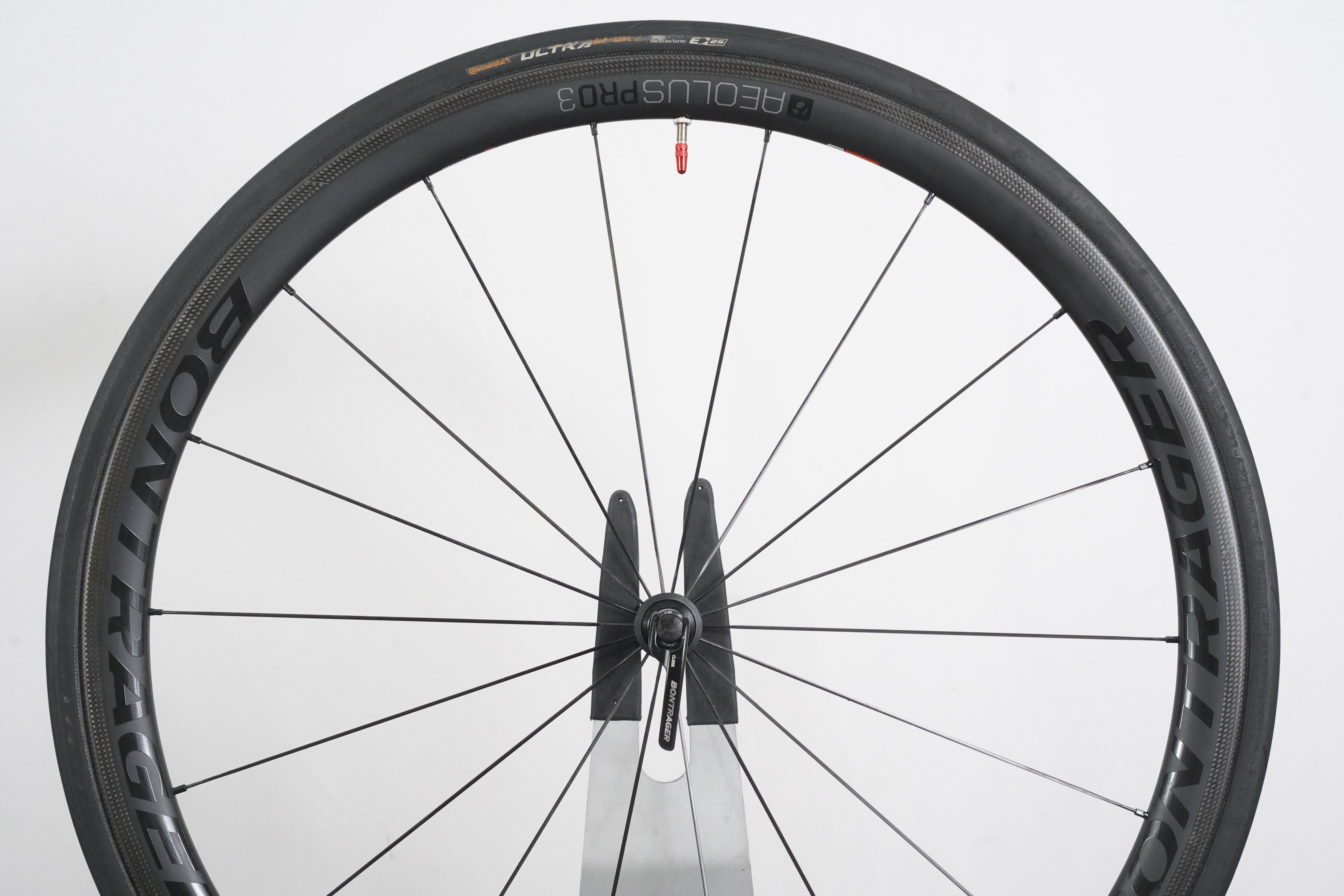 パーツ BONTRAGER AEOLUSPRO3 Bontrager Aeolus Pro 3 Carbon Clincher Rim Brake Wheelset