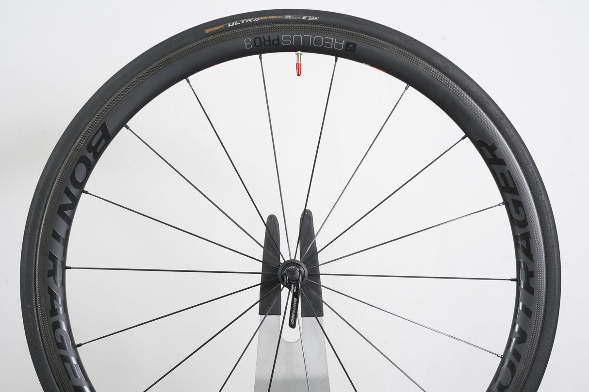 Bontrager Aeolus Pro 3 Carbon Clincher Rim Brake Wheelset Shimano/SRAM 11 Speed