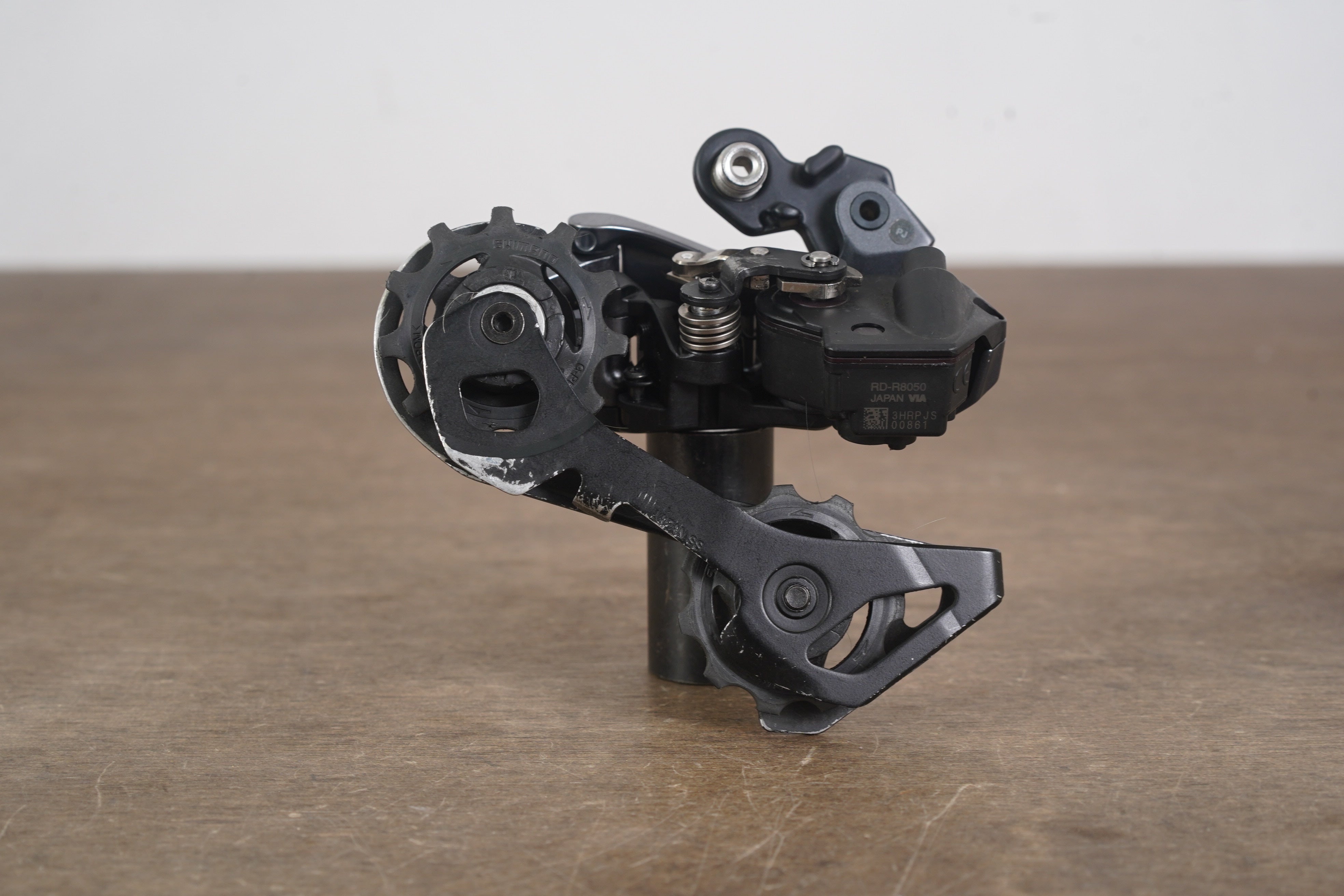 Shimano Ultegra R8050 Di2 11 Speed Electronic Rim Brake Road