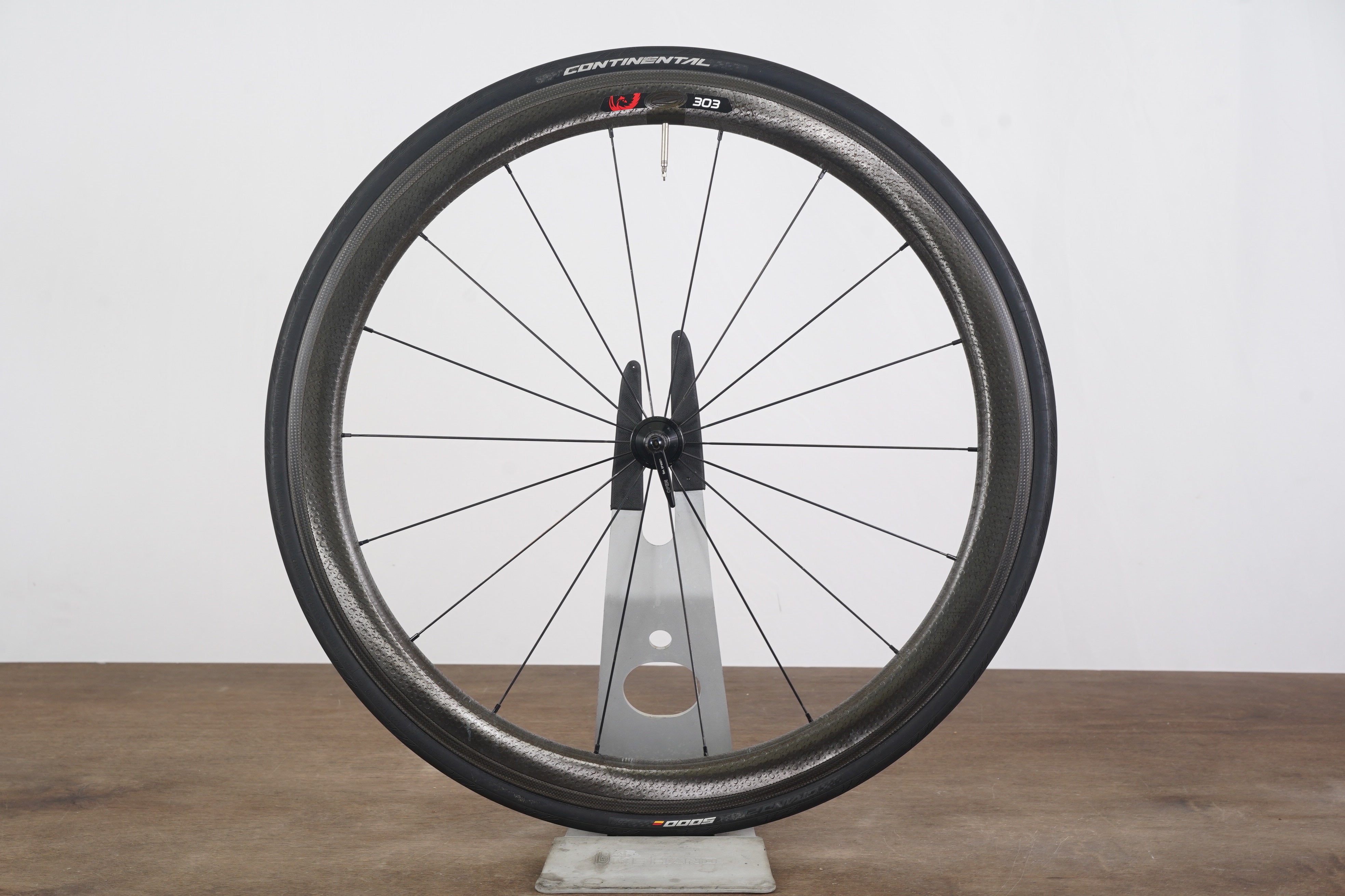【新品】【フロント】ZIPP303firecrest【クリンチャー】 Zipp 303 FireCrest Carbon Clincher Front Wheel | Tree Fort Bikes