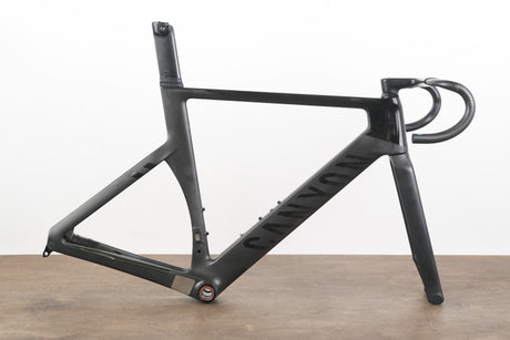 2023 M (Medium) Canyon Aeroad CFR Carbon Disc Brake Road Frameset + Cockpit