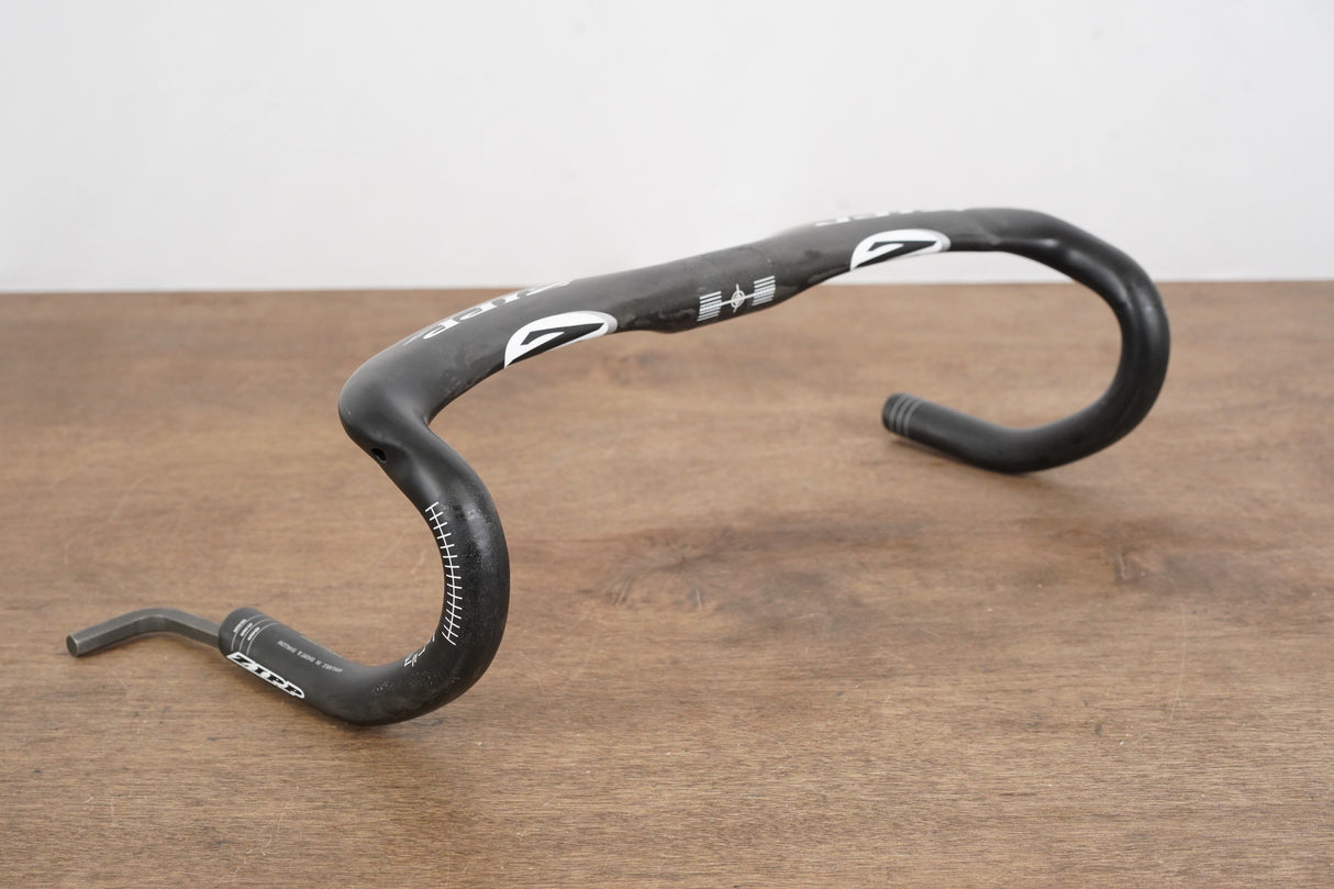 44cm Carbon Compact Road Handlebar 31.8mm