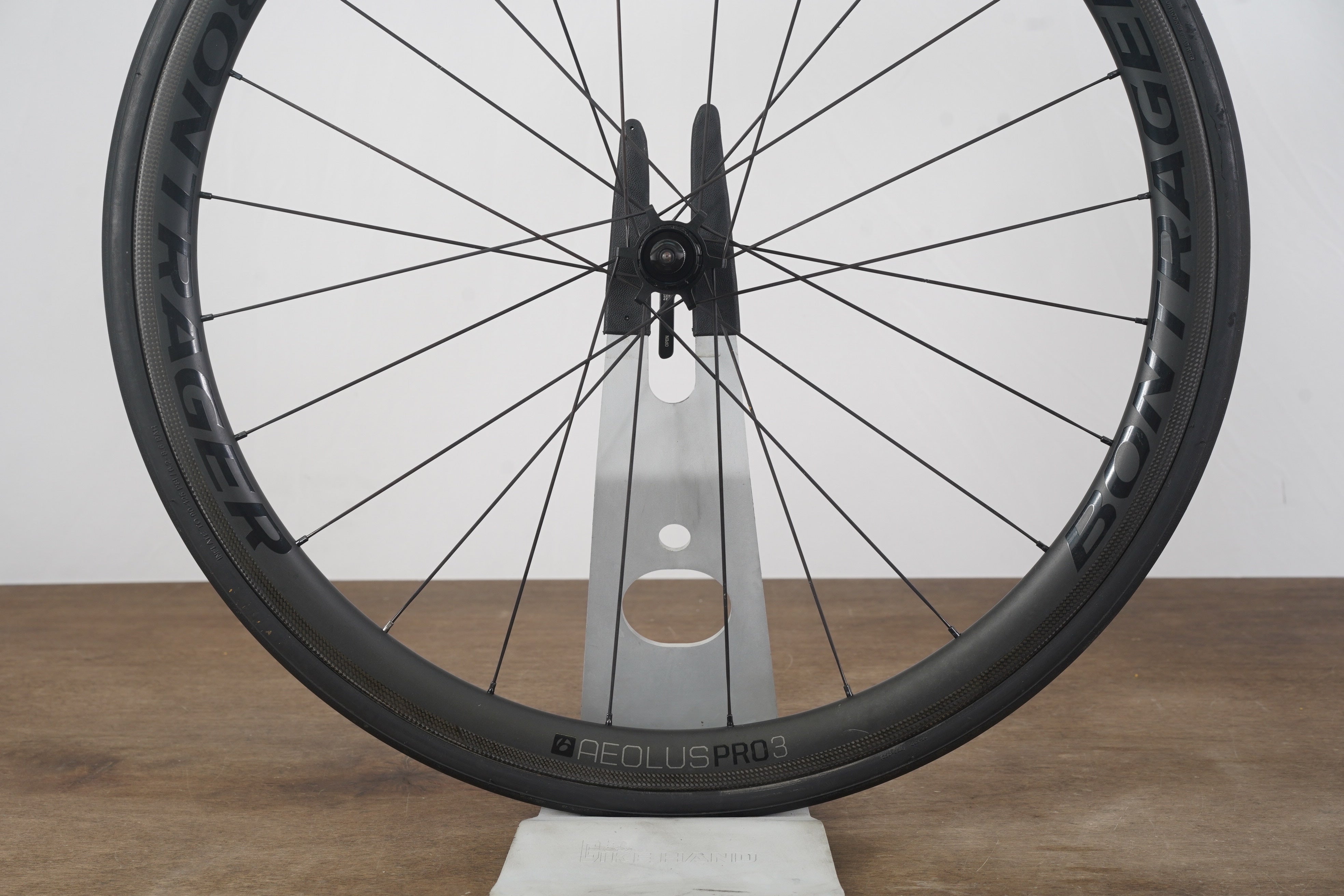 Bontrager Aeolus Pro 3 TLR Carbon Tubeless Clincher Rim Brake