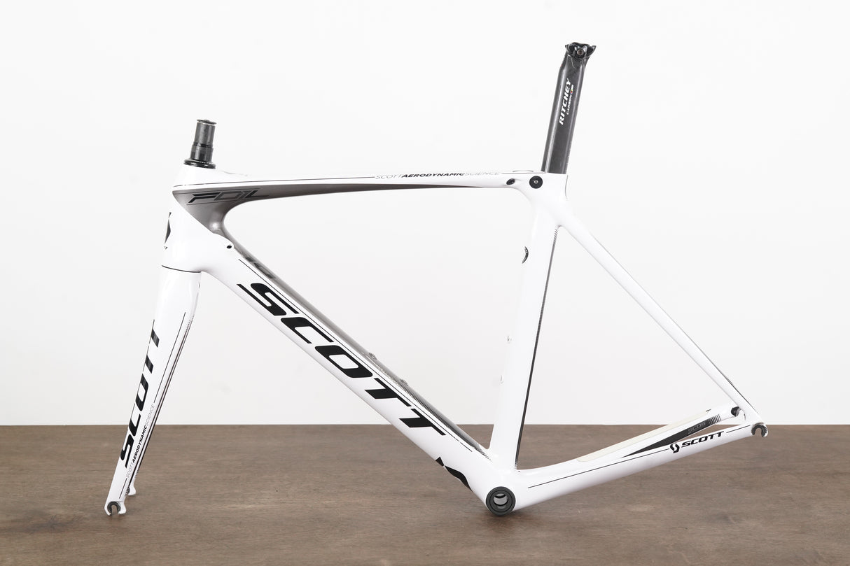 L (56cm) Scott Foil 10 Carbon Aero Rim Brake Road Frameset