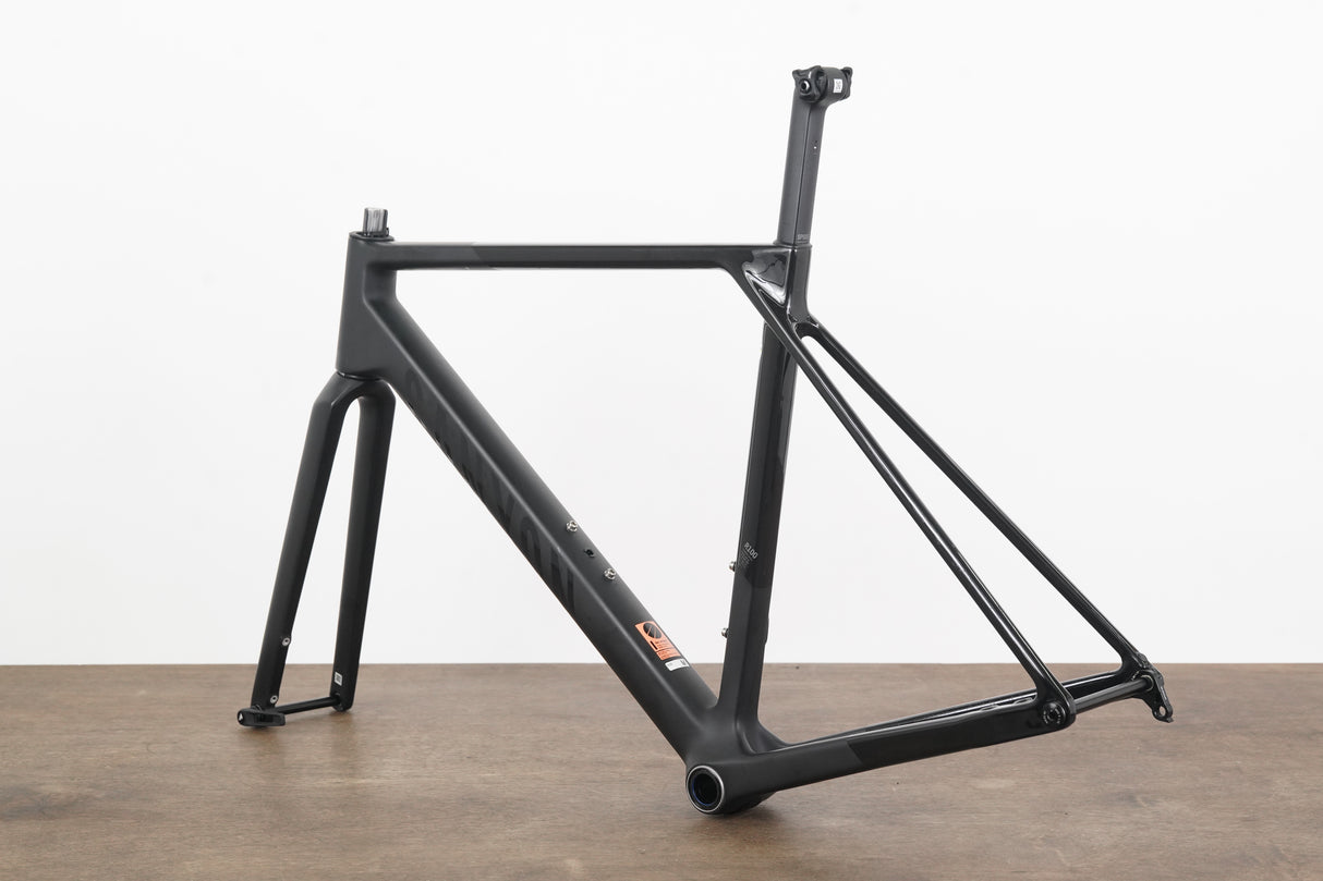 2023 M (Medium) Canyon Ultimate CF SLX Carbon Disc Road Frameset *Needs Service*