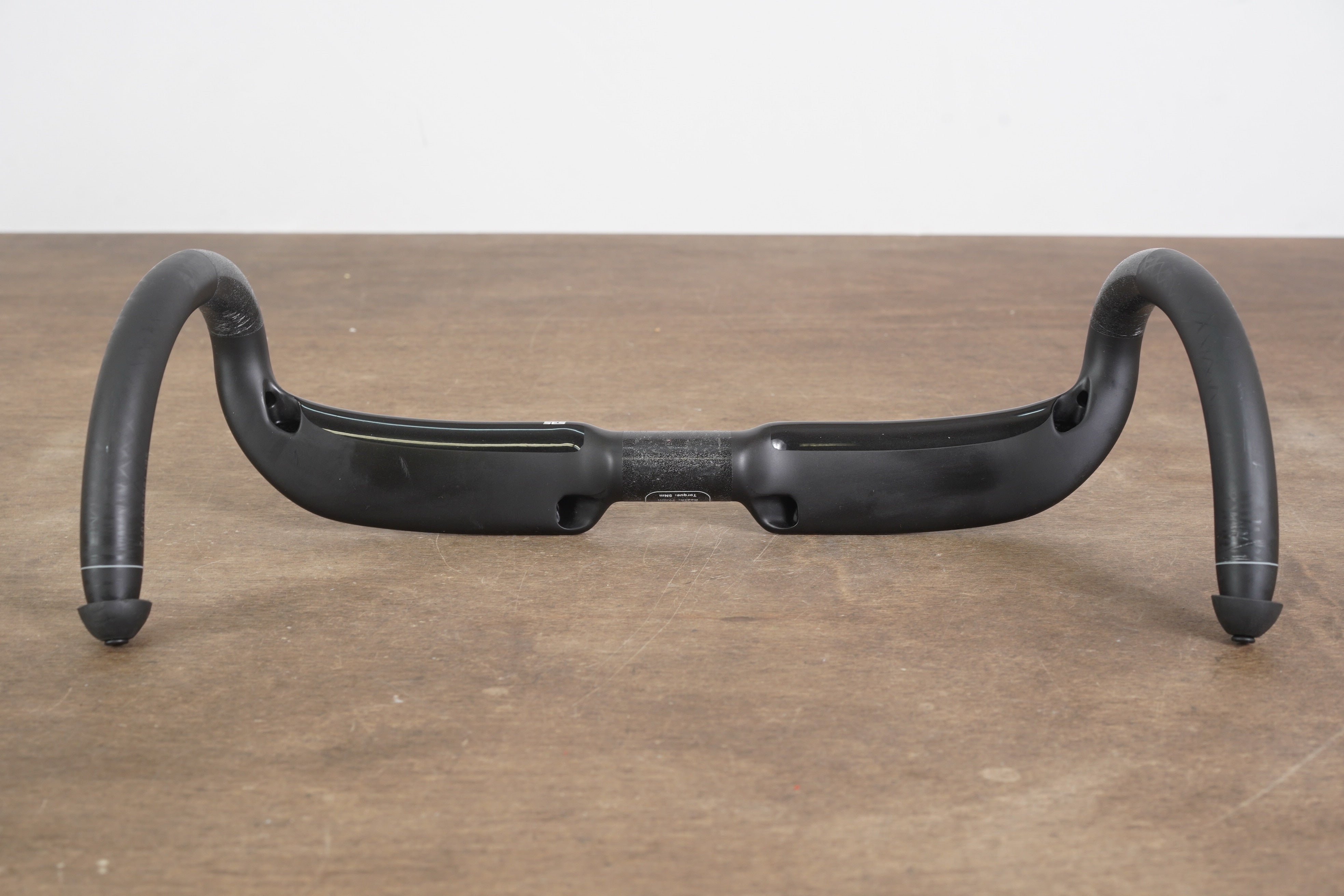 44cm ENVE SES Aero Carbon Road Handlebar 31.8mm – Elevate Cycling