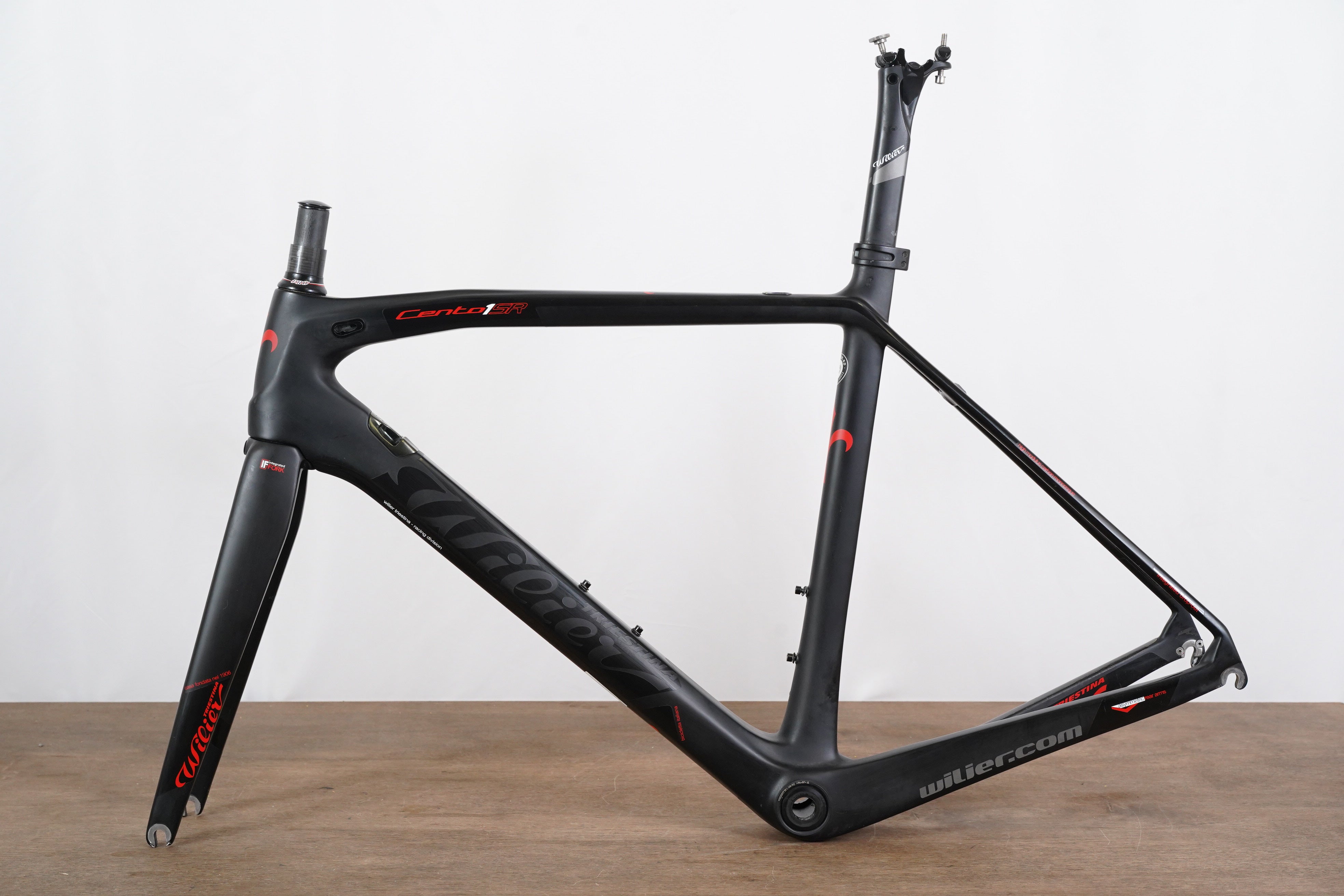 WILIER TRIESTINA cento1SR フレーム