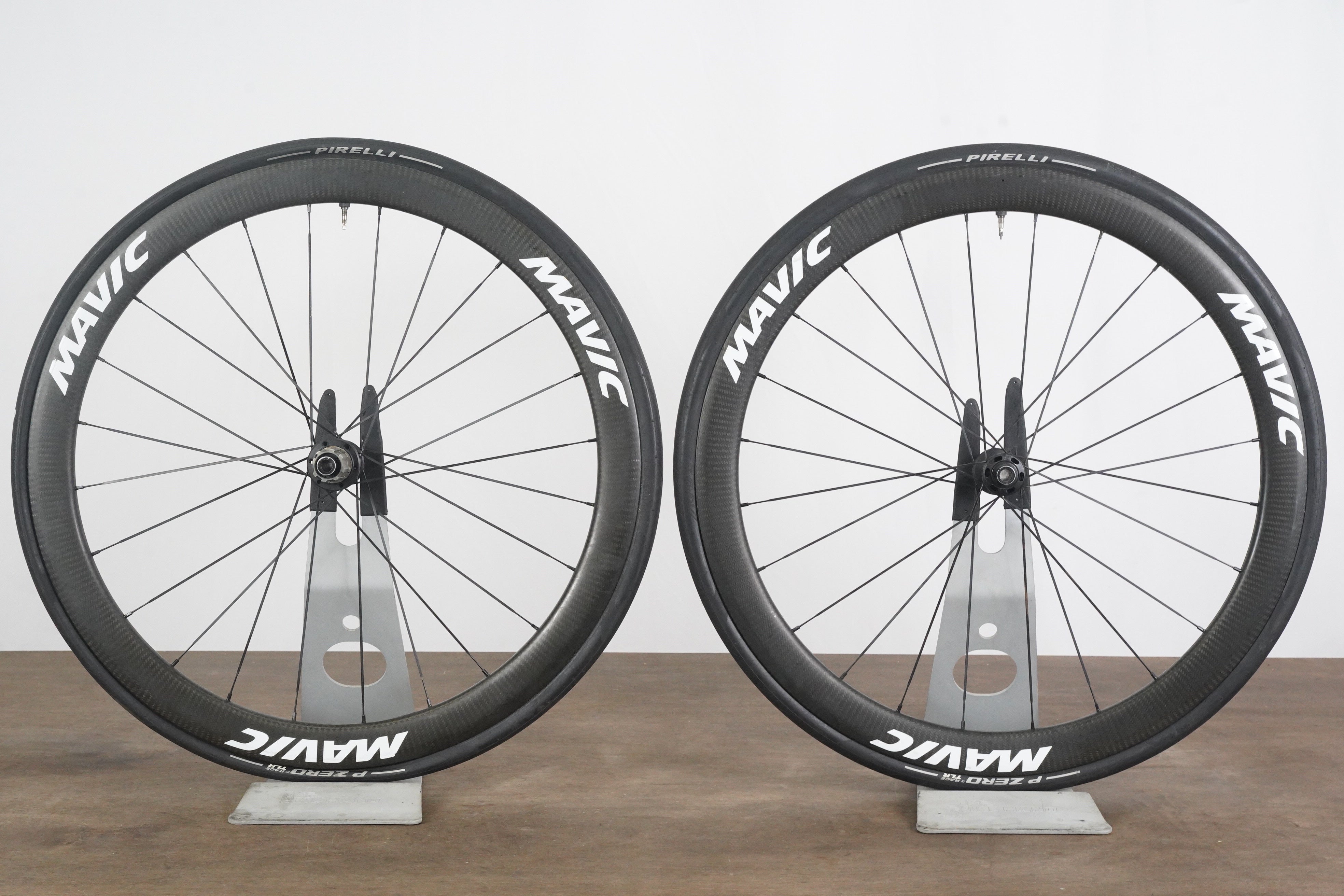Mavic Cosmic SL 45 Carbon Tubeless Clincher Disc Brake