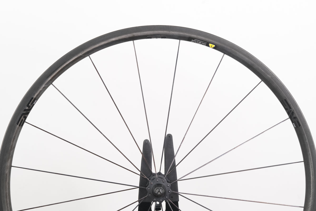 ENVE SES 2.2 Gen 2 Carbon Tubeless Rim Brake Wheelset Campagnolo 11 Speed