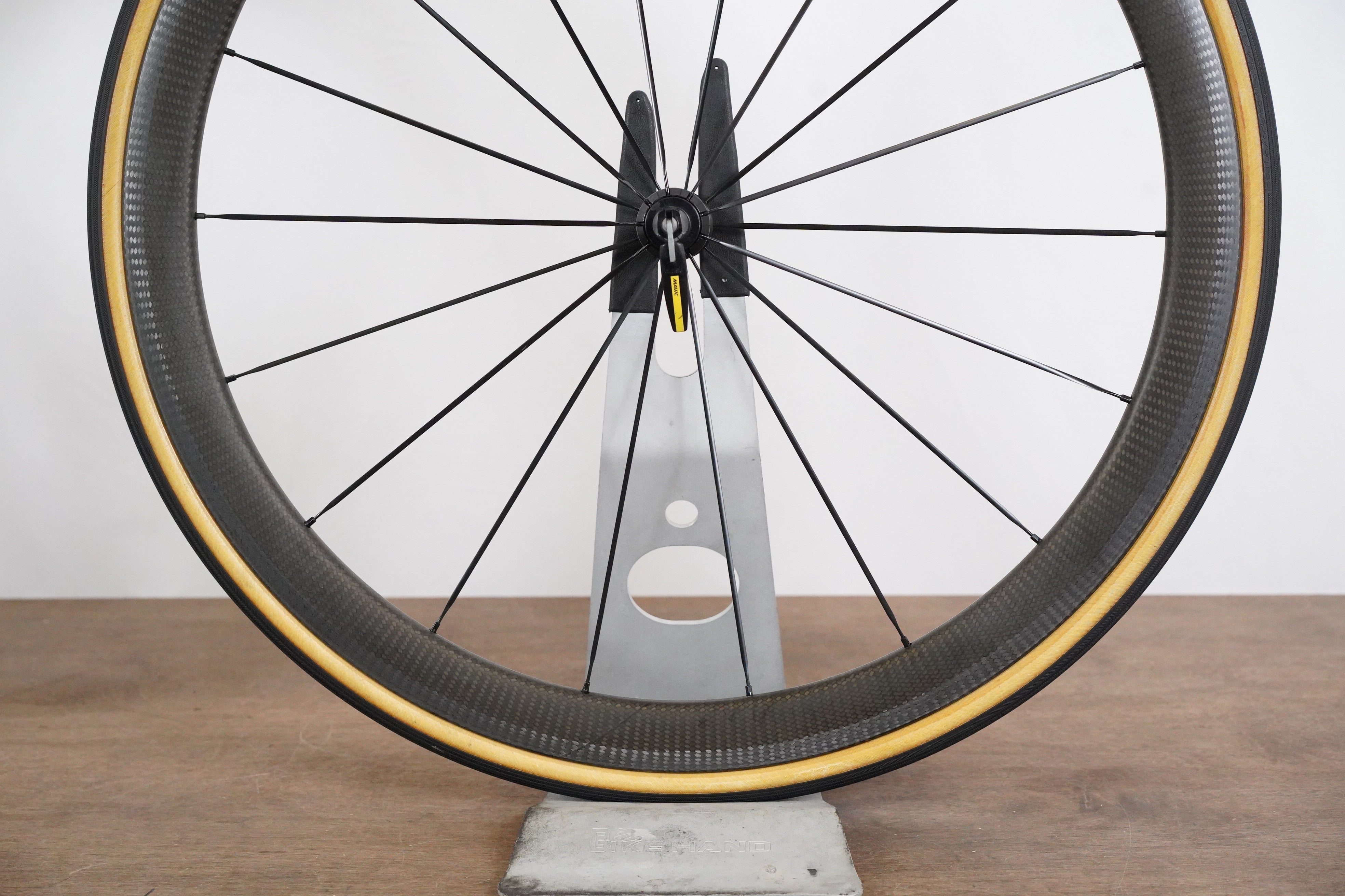 S-WARKS VENGE MAVIC COSMIC PRO CARBONUST Components | McConvey Cycles