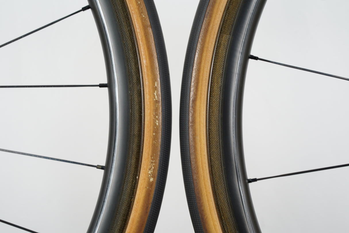 Roval CLX 32 Carbon Tubeless Clincher Rim Brake Wheelset Shimano/SRAM 11 Speed