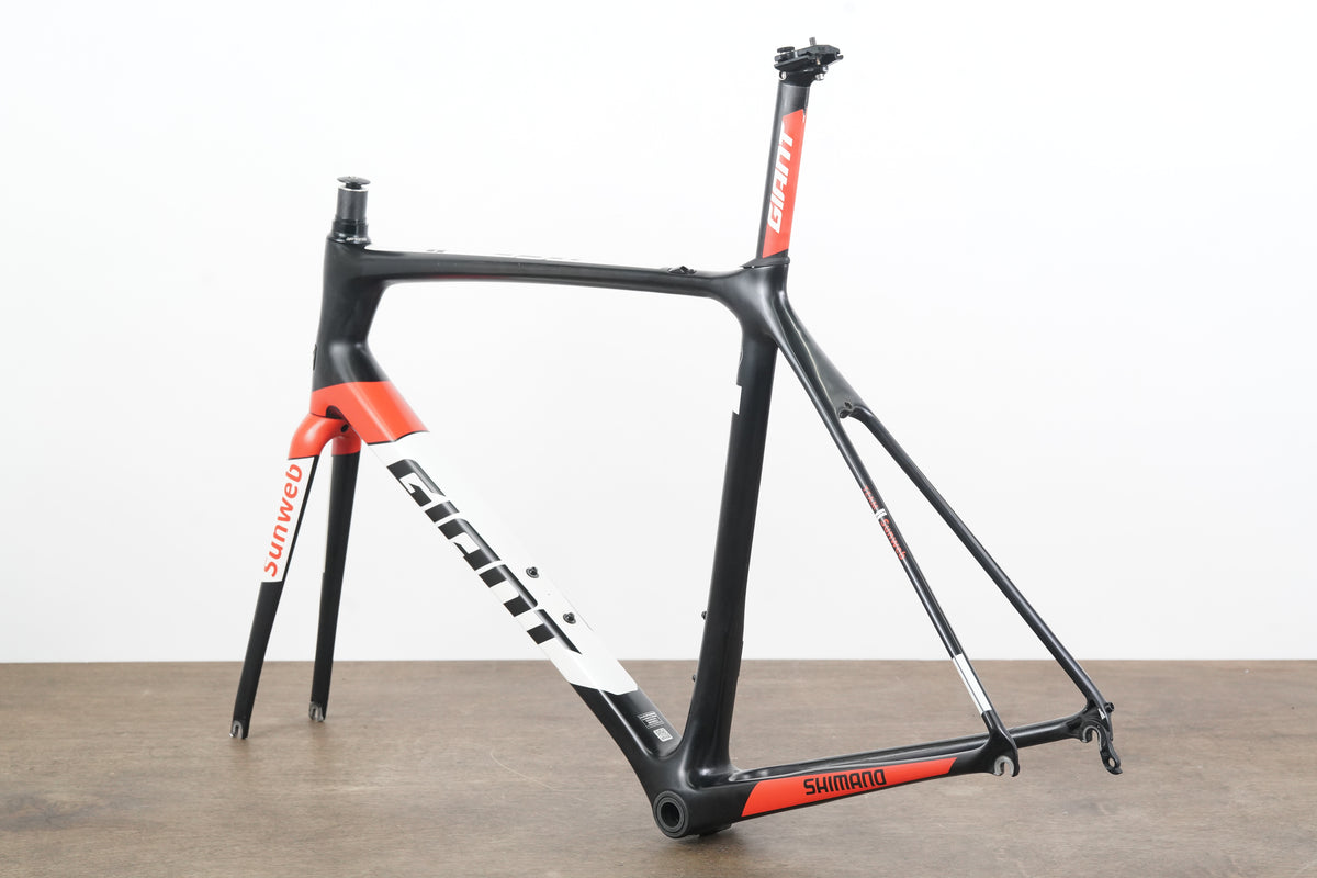 *Damaged* L (Large) Giant TCR Advanced Pro Team Sunweb Carbon Rim Road Frameset