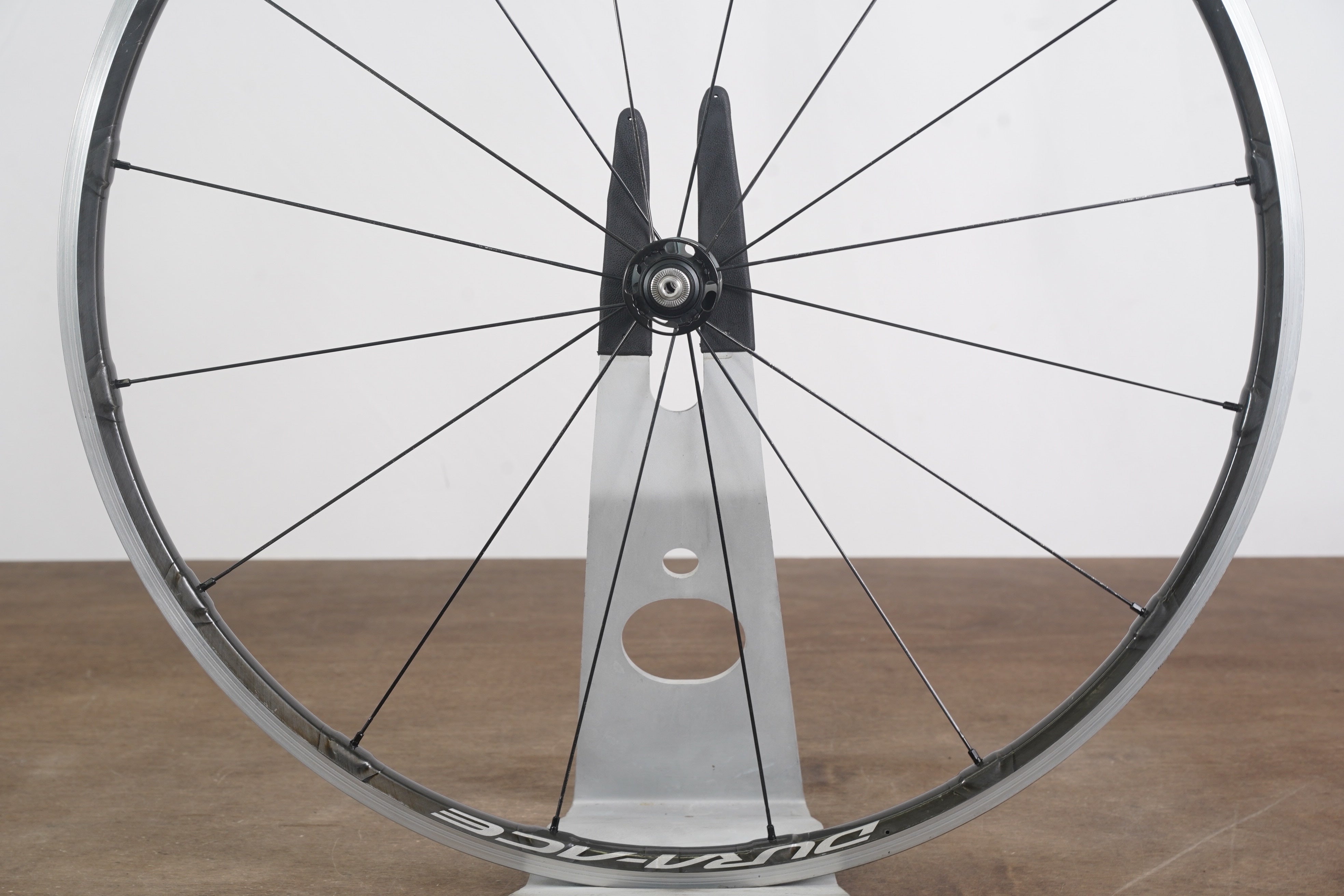 Shimano Dura-Ace WH-R9100 C24 Carbon Clincher Rim Brake