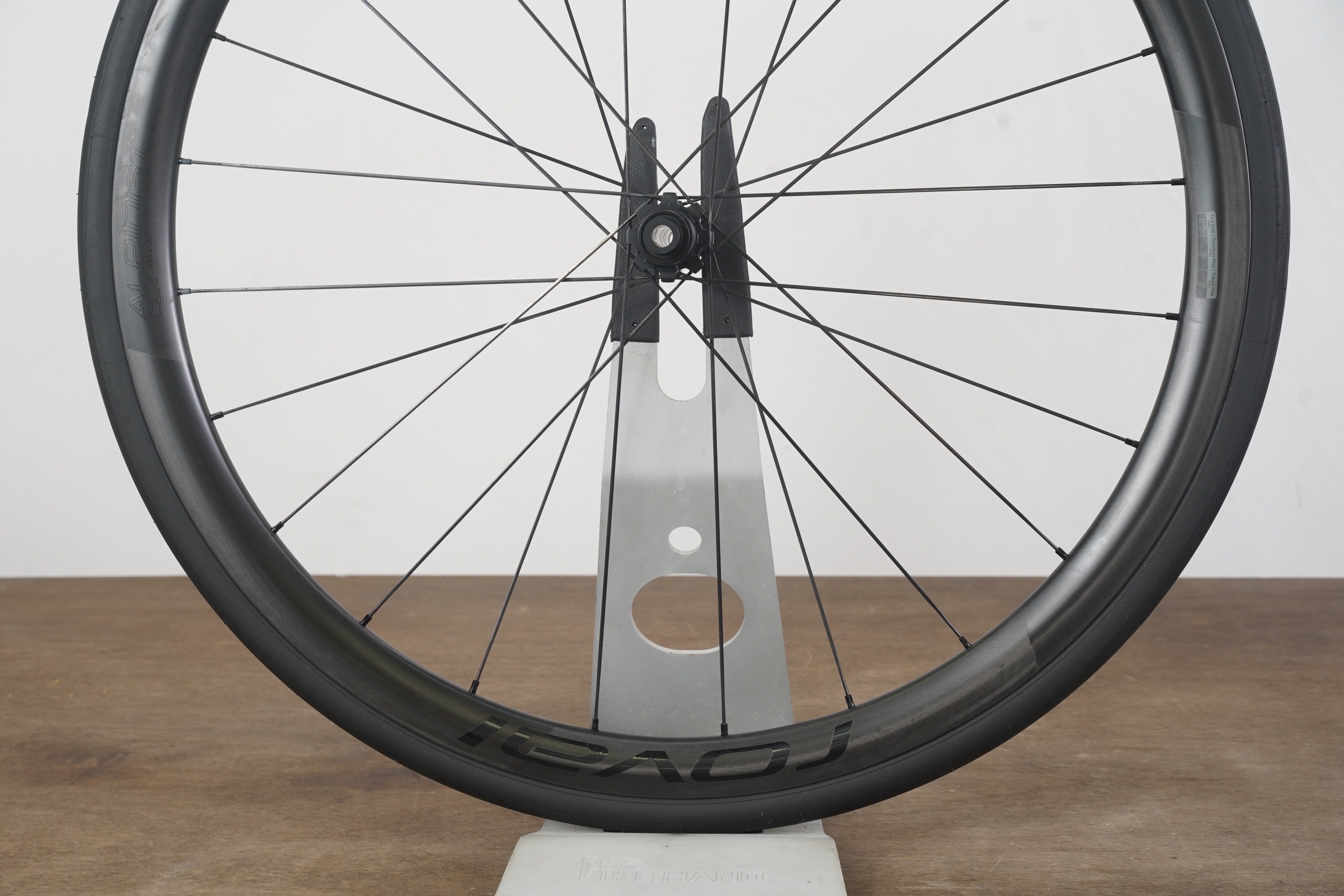 Roval Alpinist CLX II Carbon Tubeless Disc Brake Wheelset