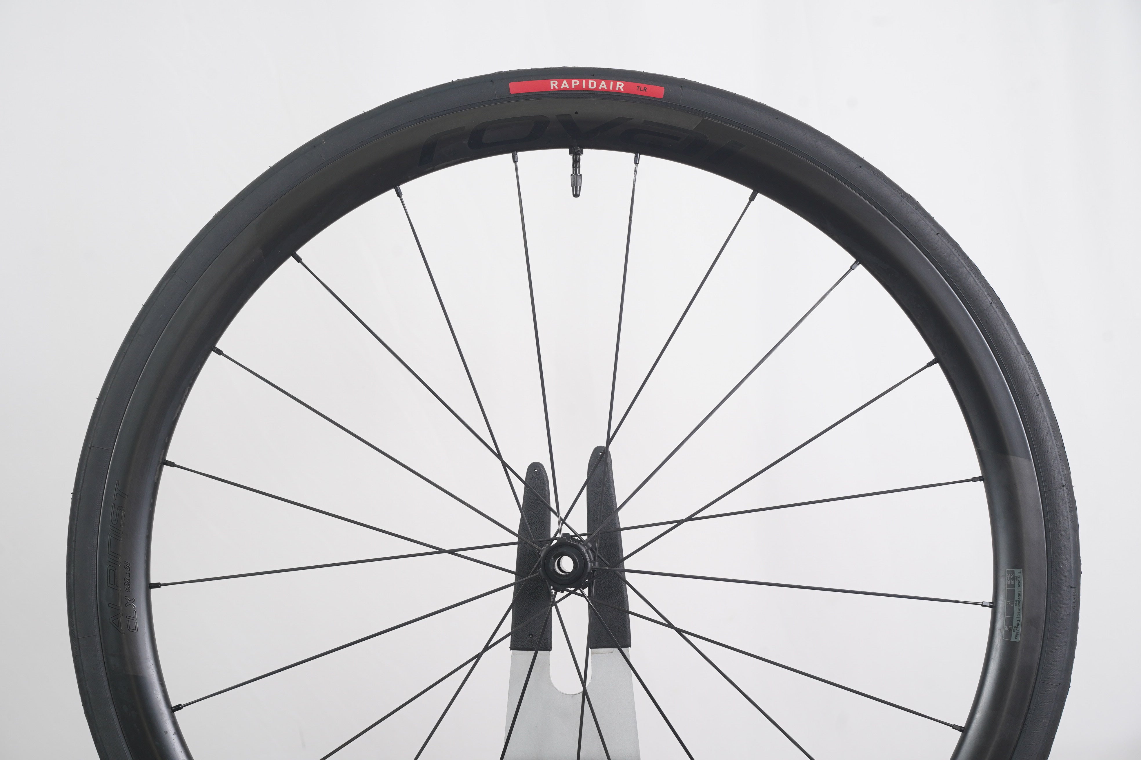Roval Alpinist CLX DISC クリンチャー 12s Roval Alpinist CLX II Carbon Tubeless Disc Brake Wheelset