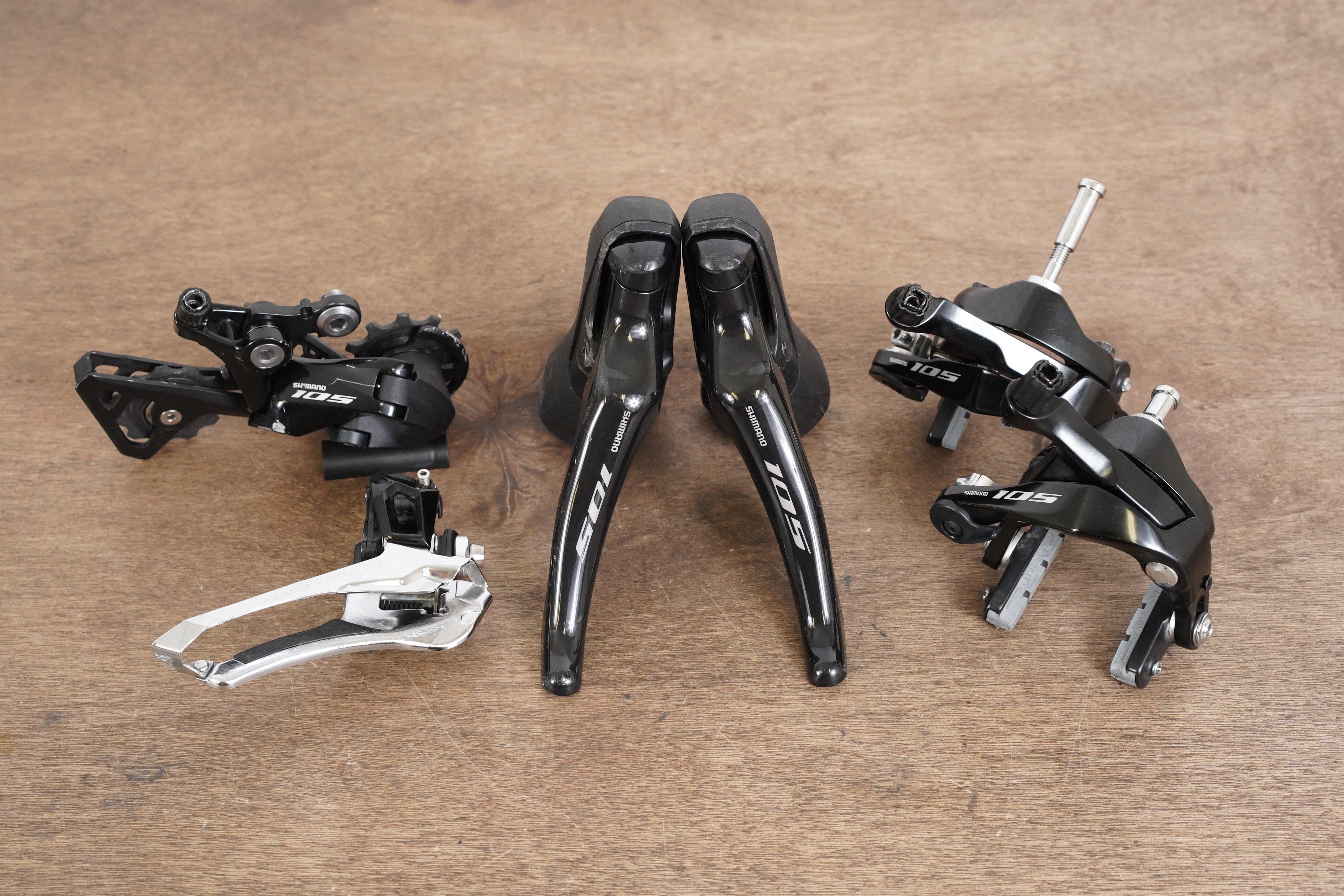 R7000 105 groupset online