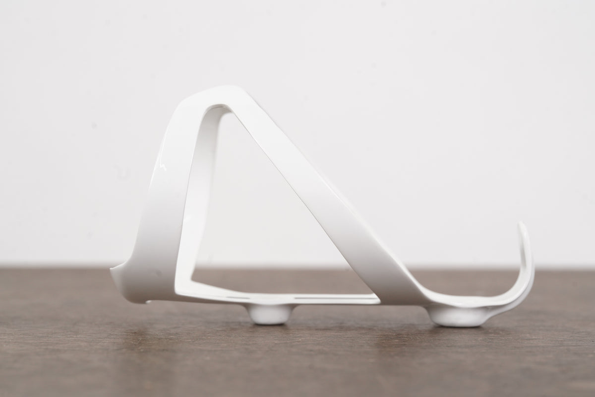 (1) Bontrager Pro OCLV Carbon Bottle Cage 21g